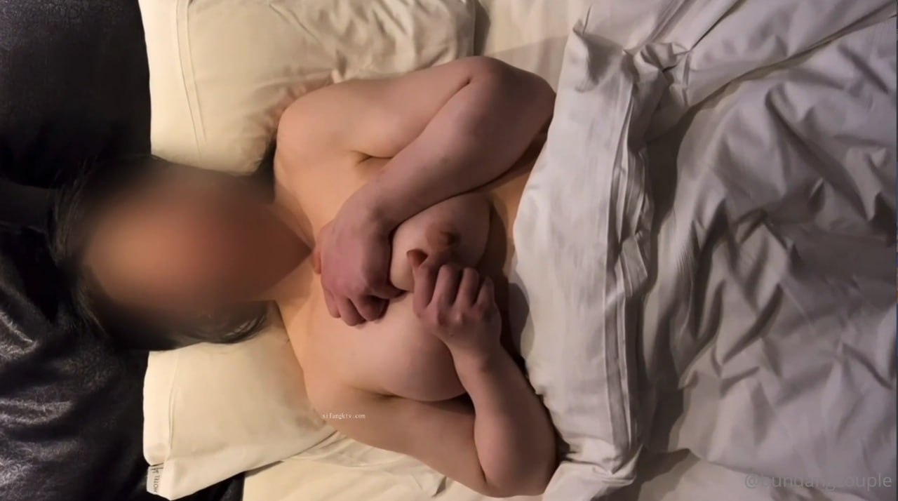 【2023-06-12】Fuxxing boobs in the car